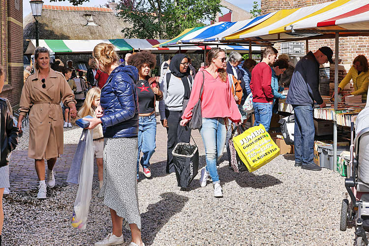 Rommelmarkt 2022 Waarder_082